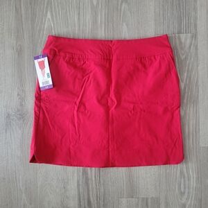 NWT S.C. & Co. Vibrant Red Skort With Stretch Fabric And Tummy Control Size 14